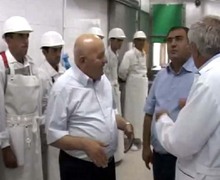 Մարզպետ Վ.Հակոբյանն այցելեց մսի վերամշակման նորակառույց գործարան