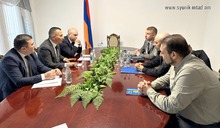 ՄԱՐԶՊԵՏՆ ԸՆԴՈՒՆԵԼ Է ԵՄ ԴԻՏՈՐԴԱԿԱՆ ԽՄԲԵՐԻ ՂԵԿԱՎԱՐՆԵՐԻՆ