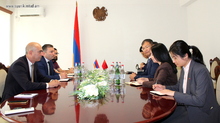ՀԱՆԴԻՊՈՒՄ ՉԻՆԱՍՏԱՆԻ ԴԵՍՊԱՆՈՒԹՅԱՆ ԱՇԽԱՏԱՆՔԱՅԻՆ ԽՄԲԻ ՀԵՏ ՀԱՆԴԻՊՈՒՄ ՉԻՆԱՍՏԱՆԻ ԴԵՍՊԱՆՈՒԹՅԱՆ ԱՇԽԱՏԱՆՔԱՅԻՆ ԽՄԲԻ ՀԵՏ