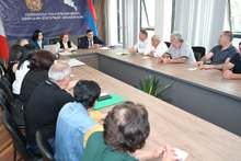 ԱՇԽԱՏԱՆՔԱՅԻՆ ՀԱՆԴԻՊՈՒՄ ՍՅՈՒՆԻՔԻ ՄԱՐԶՊԵՏԻ ԱՇԽԱՏԱԿԱԶՄՈՒՄ