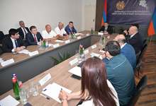 ՄԱՐԶԻ ԽՈՐՀՐԴԻ ՀԵՐԹԱԿԱՆ ՆԻՍՏՈՒՄ ՔՆՆԱՐԿՎԵԼ ԵՆ ՀԱՄԱՅՆՔԱՅԻՆ ԲՅՈՒՋԵՆԵՐԻՆ, ՍՈՒԲՎԵՆՑԻՈՆ ԾՐԱԳՐԵՐԻՆ, ԳՅՈՒՂԱՏՆՏԵՍՈՒԹՅԱՆԸ, ՀՐԴԵՀՆԵՐԻ ԴԵՄ ՊԱՅՔԱՐԻՆ ՎԵՐԱԲԵՐՈՂ ՈՒ ԱՅԼ ՀԱՐՑԵՐ 